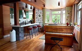 Retro Luxury Apartment